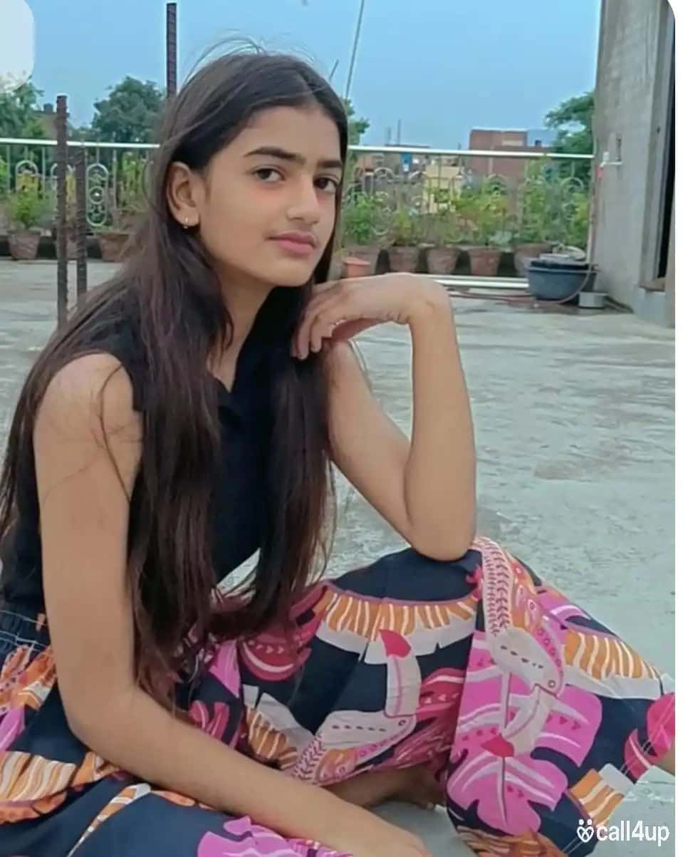 Vidisha high profile call girl  374877