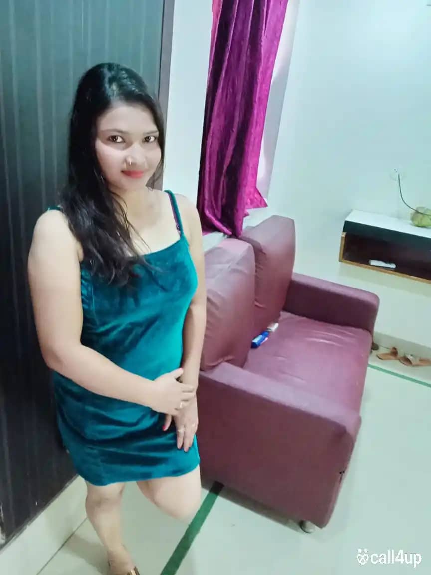High profile college girl VIP modal top model independent girl available anytime service 10000084