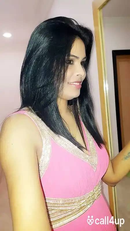  High Class Celebrities Escorts in Gurgaon, WhatsApp at 9749494909 Hot Indian Models Escorts in Gurgaon, South Indian Actress Escorts in Gurgaon, 