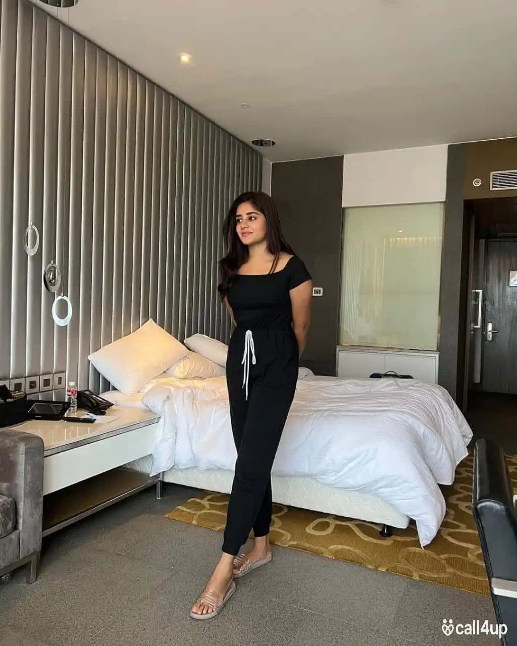 Agra call me jasmin best call girl service provider low price independent college girl available 372672
