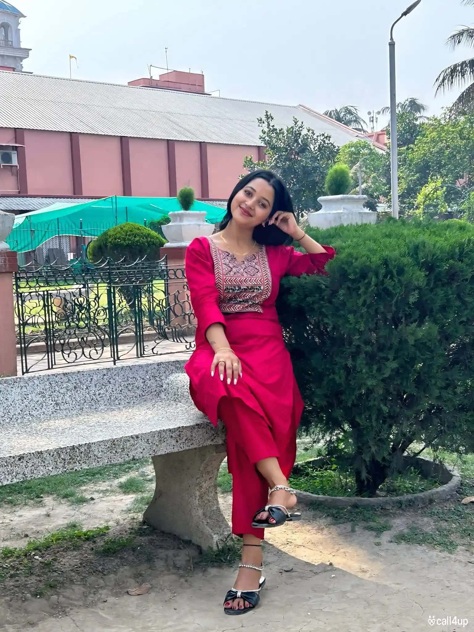 Dhule hundred percent VIP genuine escort service call me Incall outcall 368887