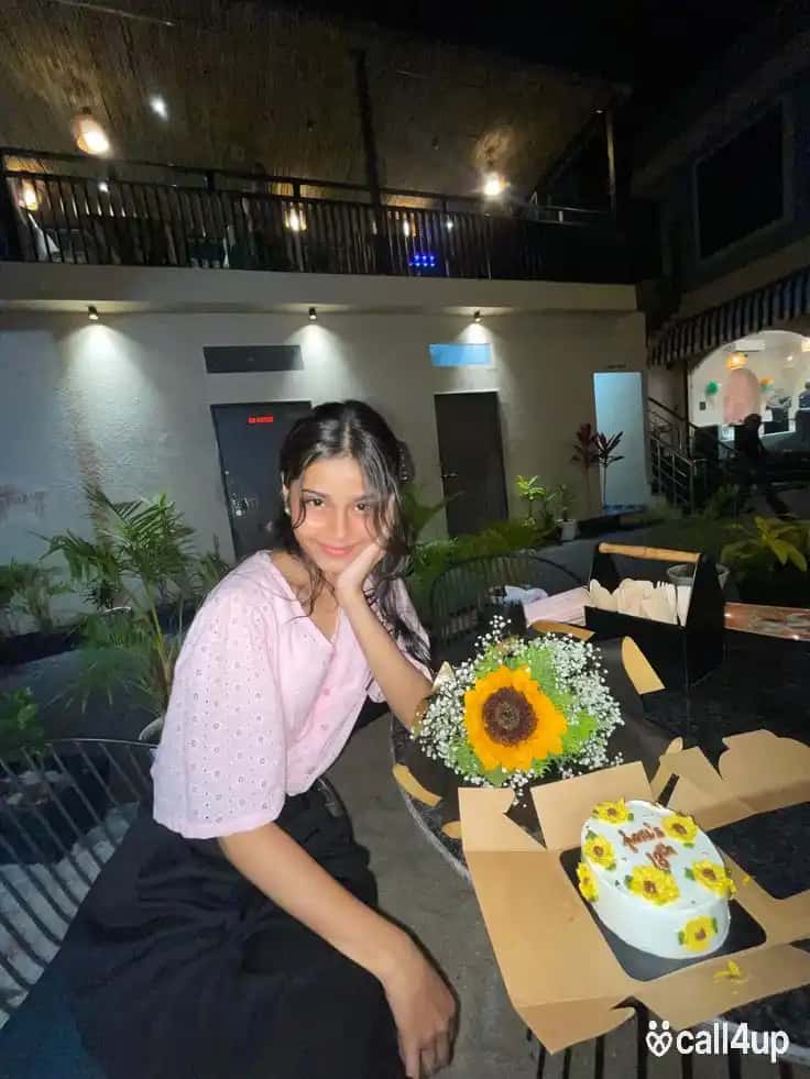 Khilchipur call girl 362617