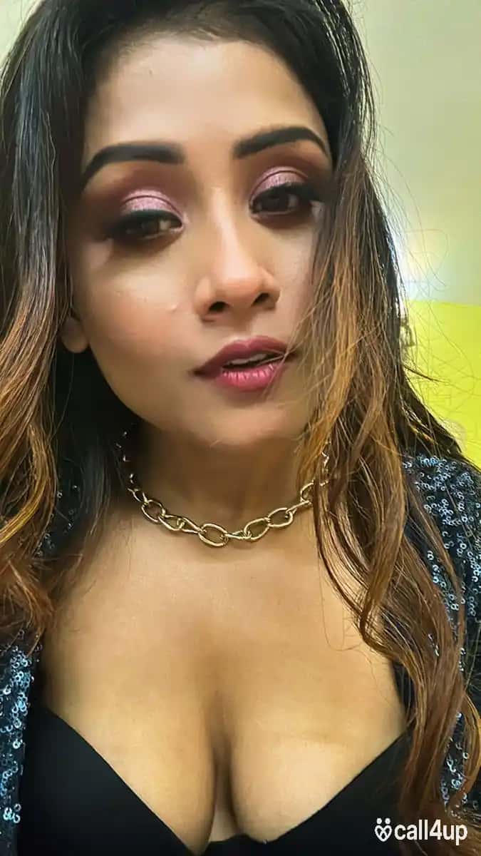 Noida call girl 370777