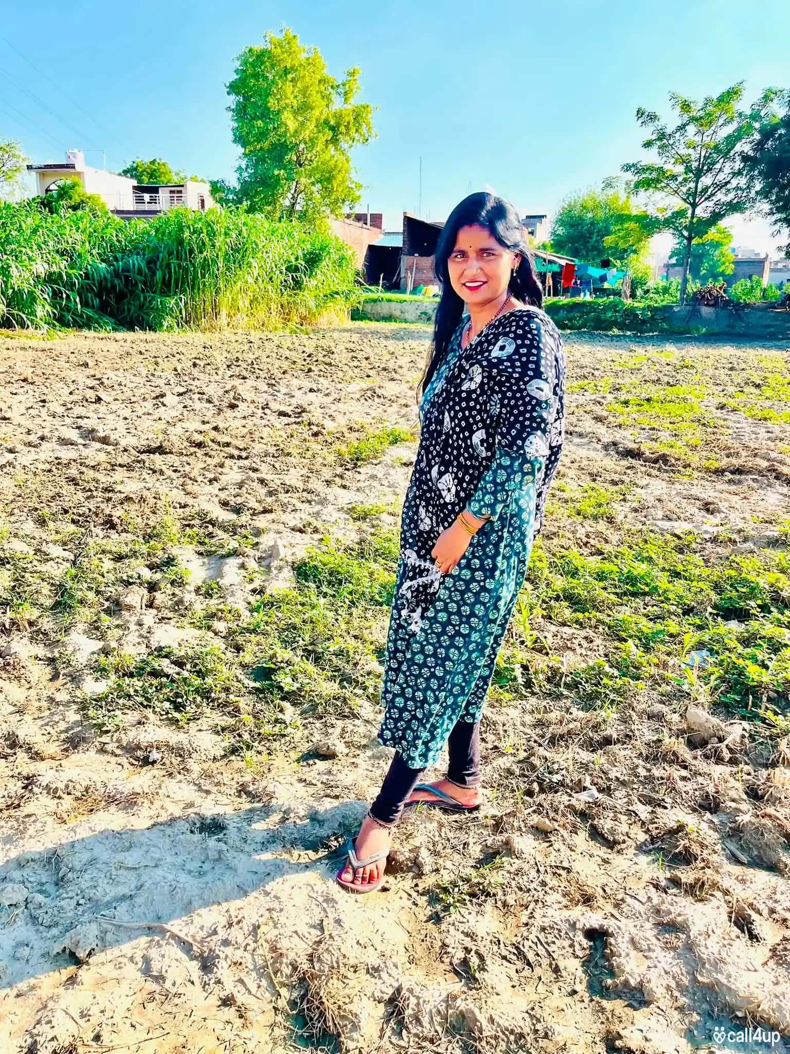 Sabse acchi aur happy girls available denge 363494