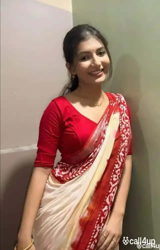 Priya 371198