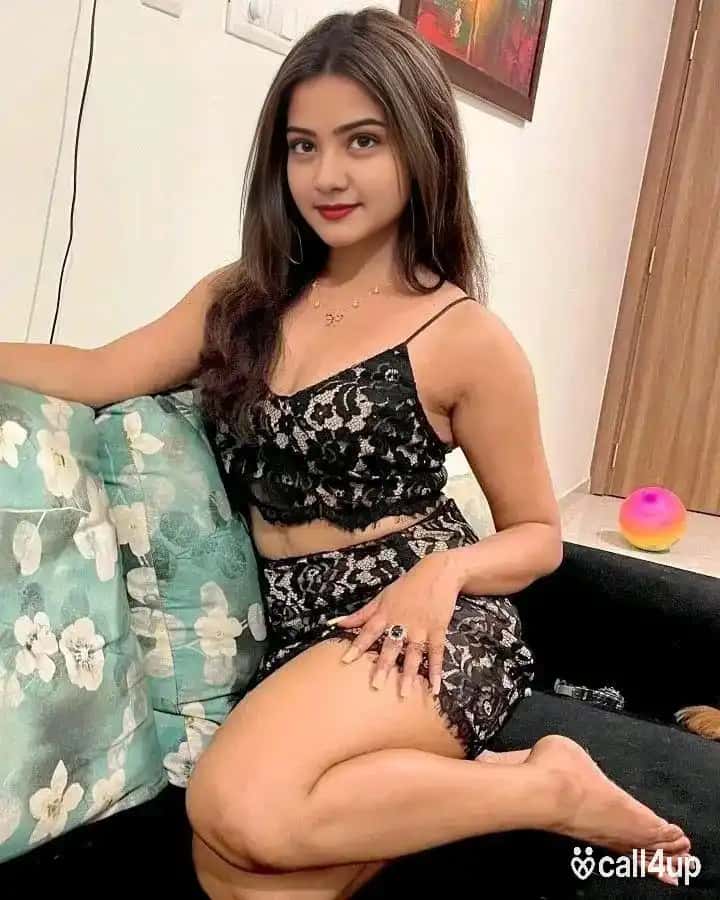 Sangrur call girl essort service top model 370732
