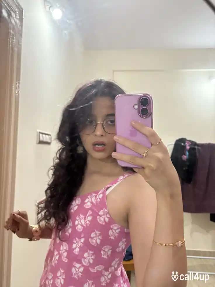 Escort service Satara 366401