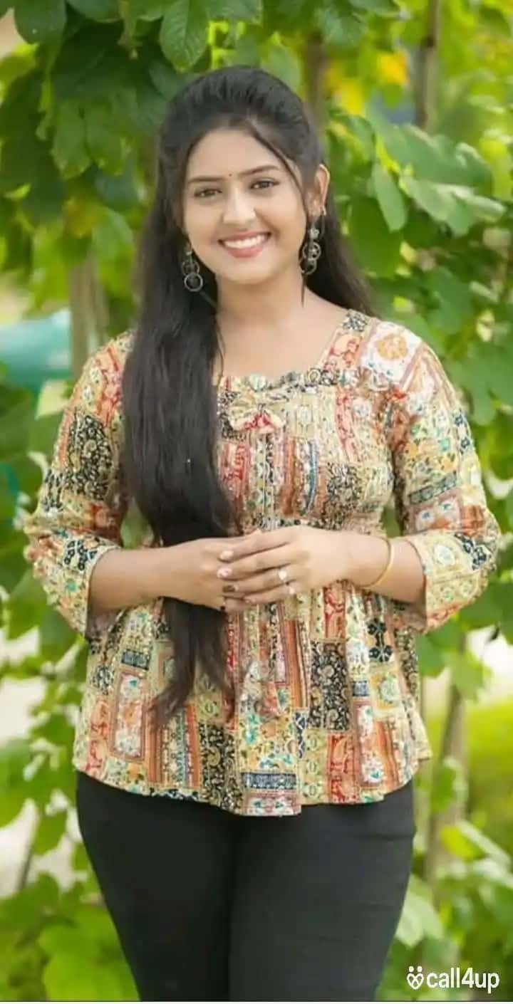 Shajapur escort service 366244