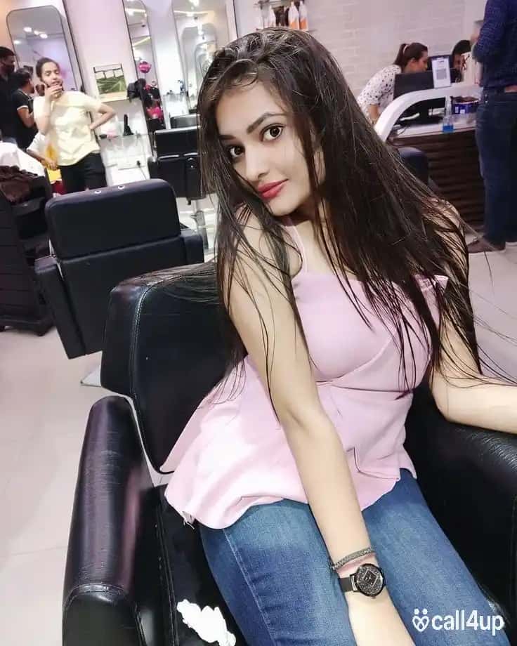 Kavya Sharma available college girl hun to hand payment available 370392