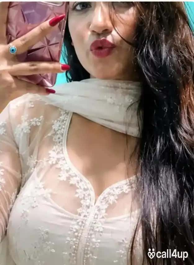 Low Price call girl high profile top model new girl available yrs hd video call me back with the e b 374616