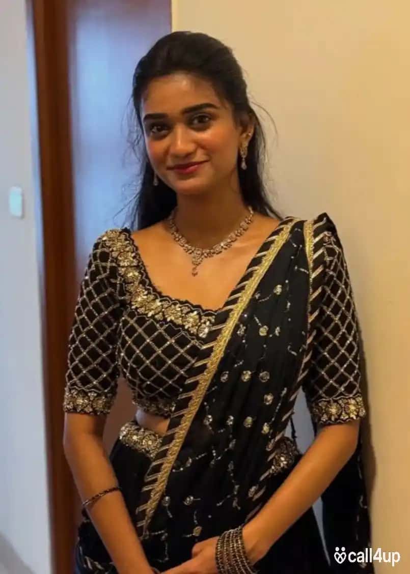 Vishakhapatnam call girl 366067