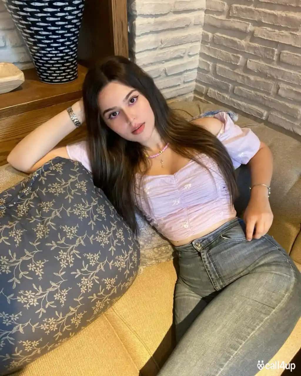 Wardha escort service 373208