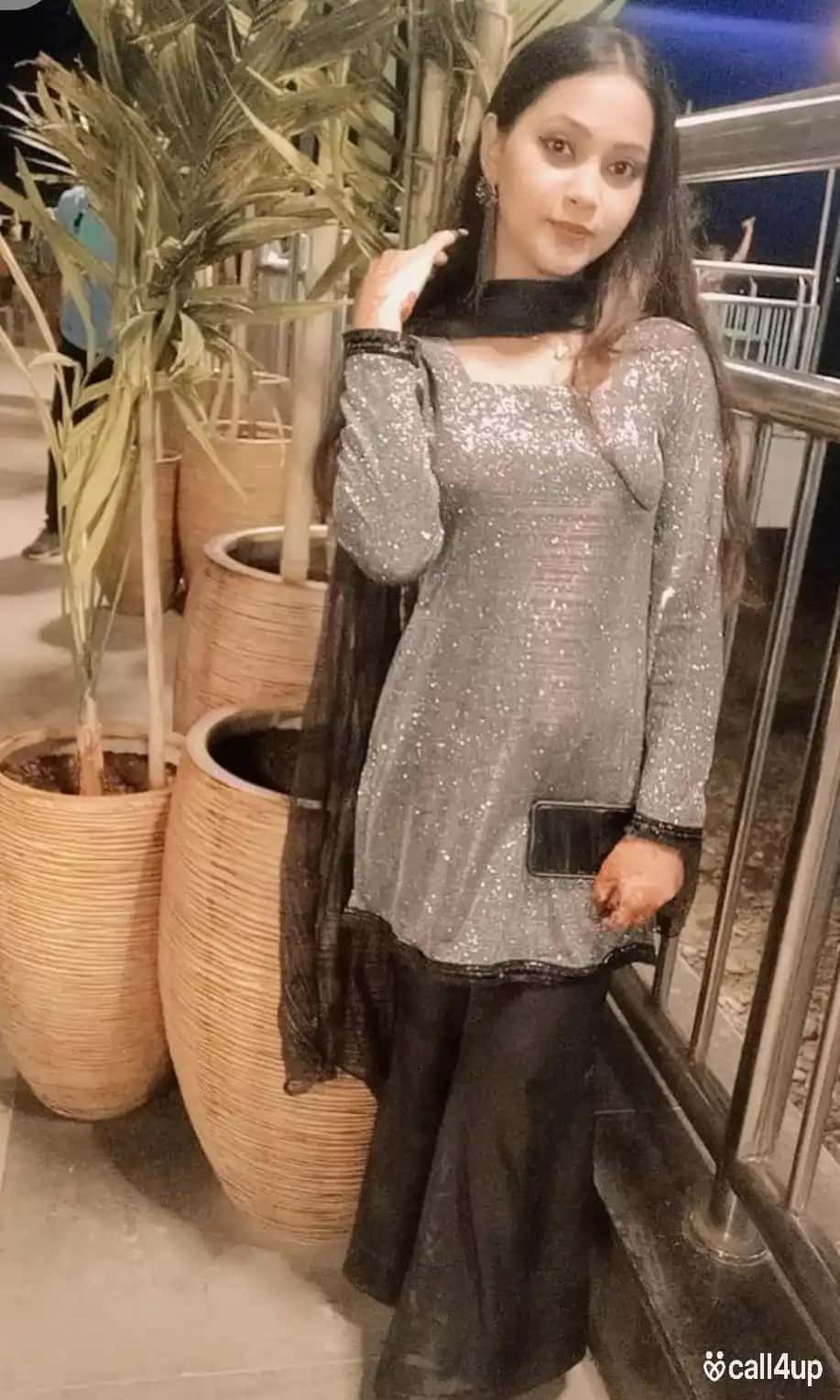 call girl 366013